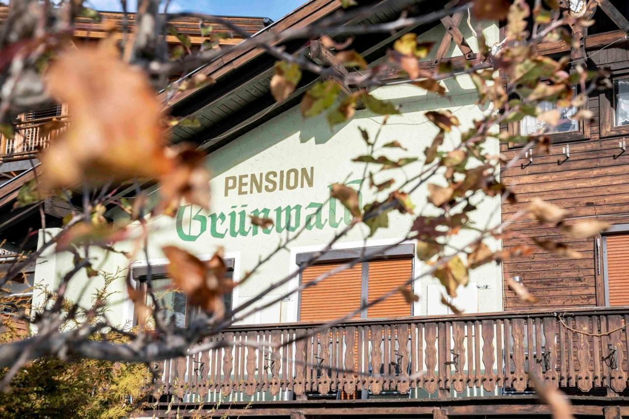 Pension Gruenwald Hotel Sölden Exterior foto