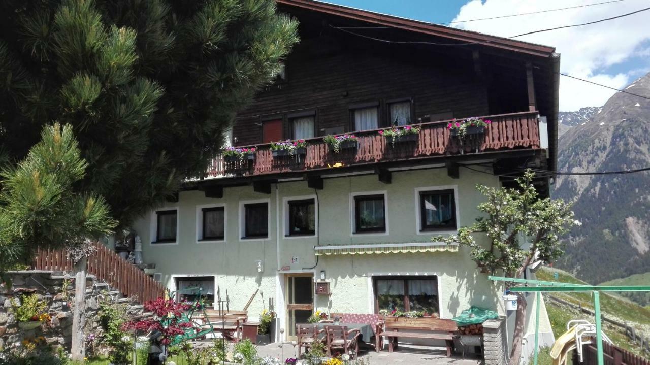 Pension Gruenwald Hotel Sölden Exterior foto